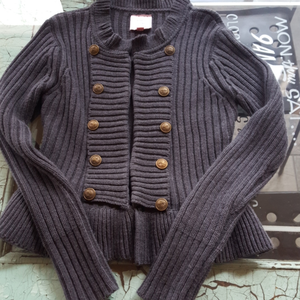 Romeo & Juliet Couture Ladies Sweater size L